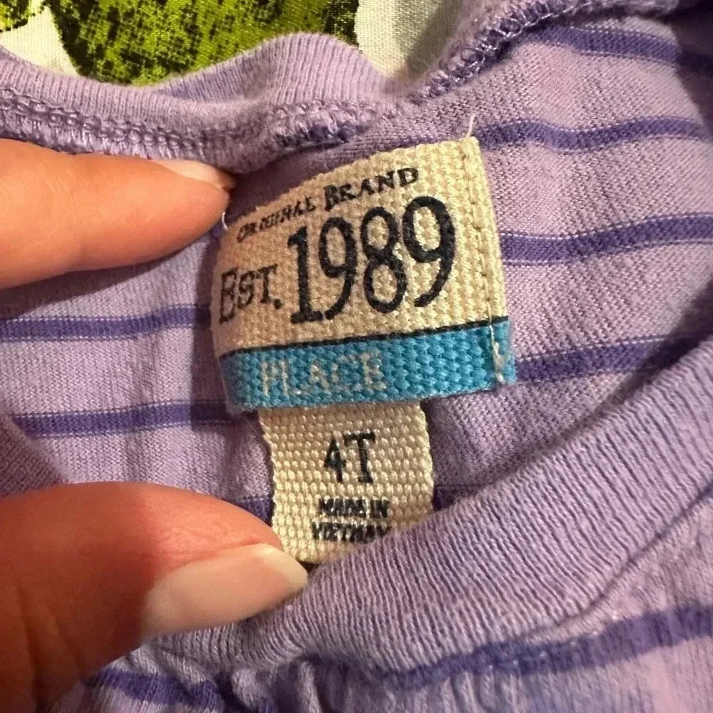 Children’s place size 4t purple striped shirt - Picture 3 of 3